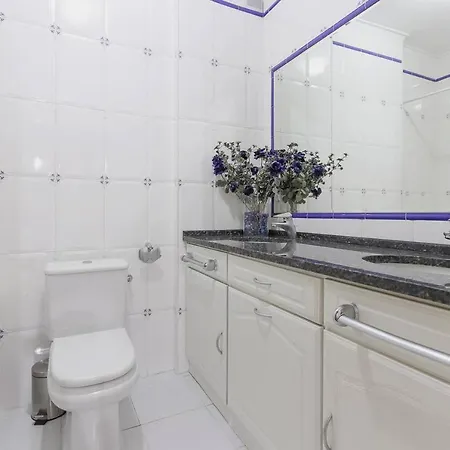 Stylish With Private Terrace And Garage Apartament