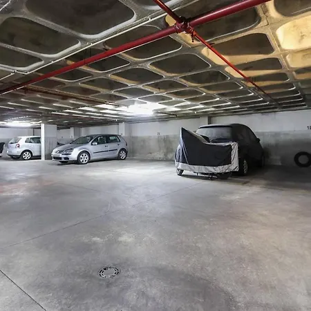 Stylish With Private Terrace And Garage Apartament
