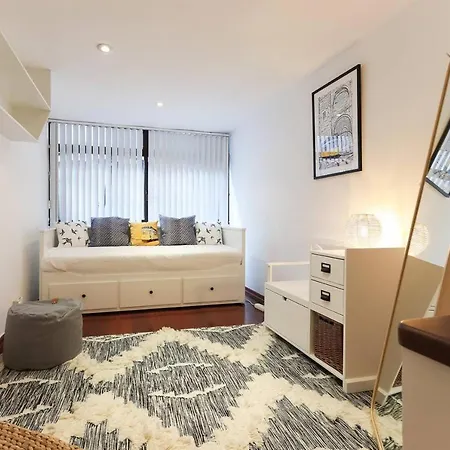 Apartamento Stylish With Private Terrace And Garage Lisboa